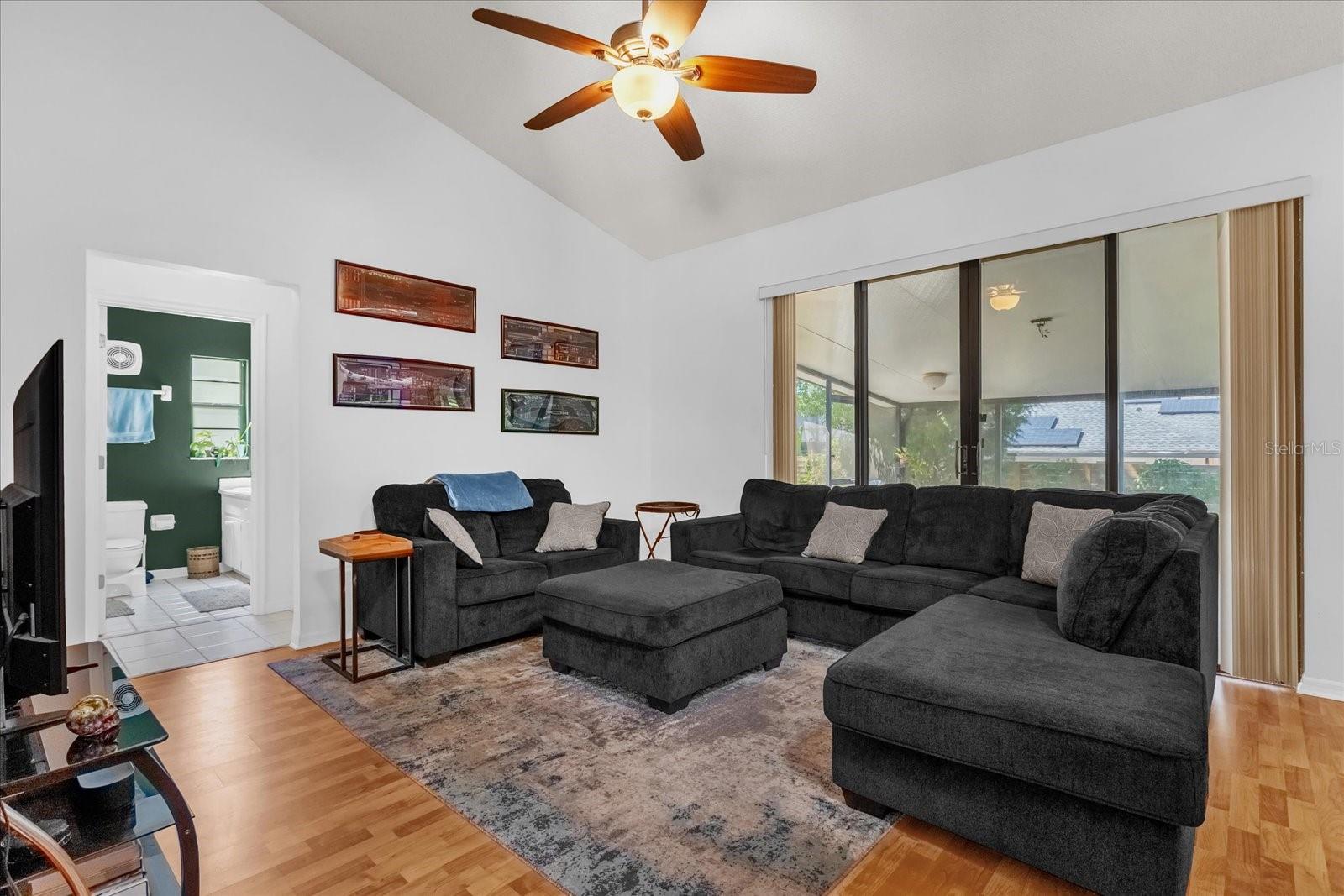 10400 HUNTERS TRAIL CT, ORLANDO, FL, 32817