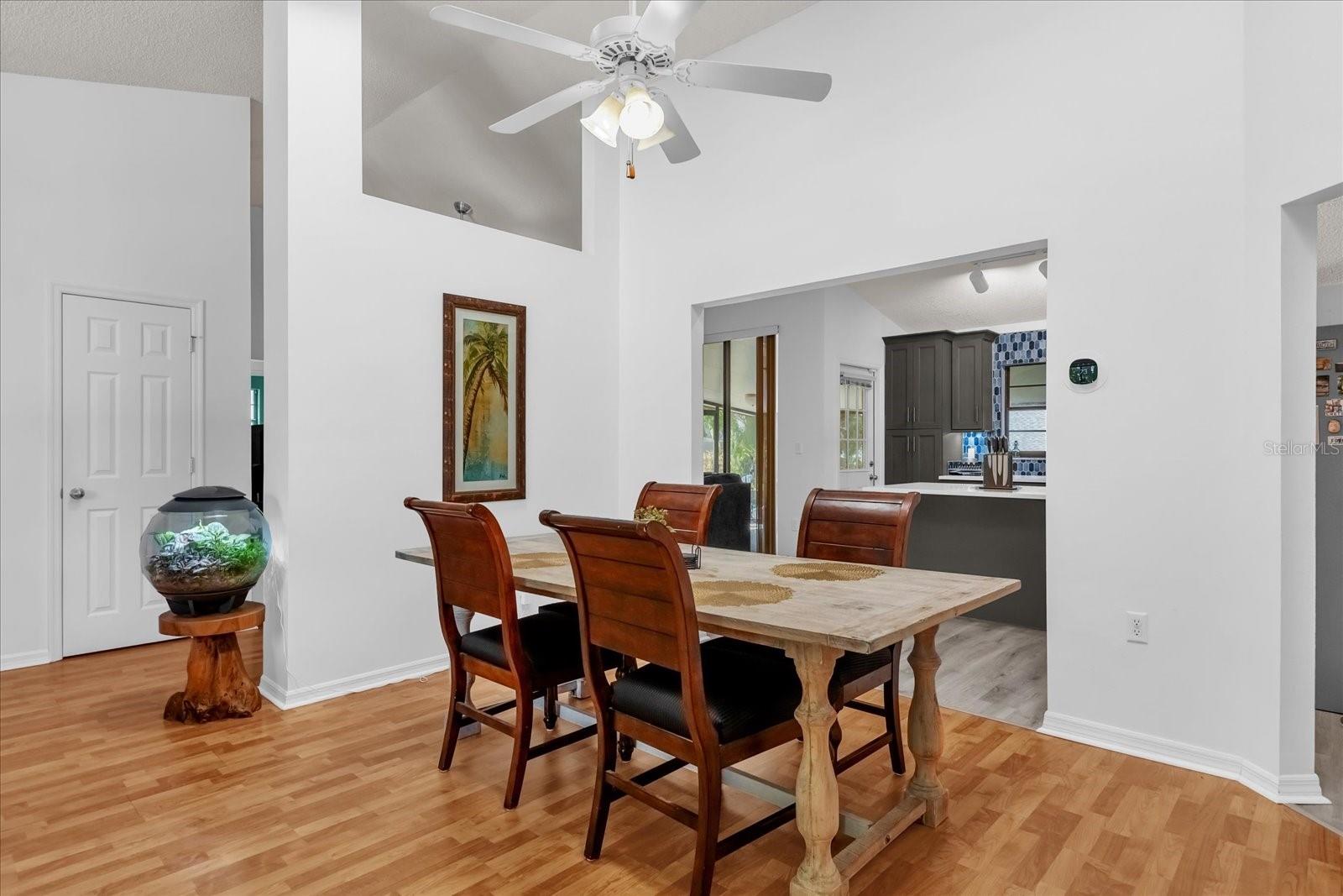 10400 HUNTERS TRAIL CT, ORLANDO, FL, 32817