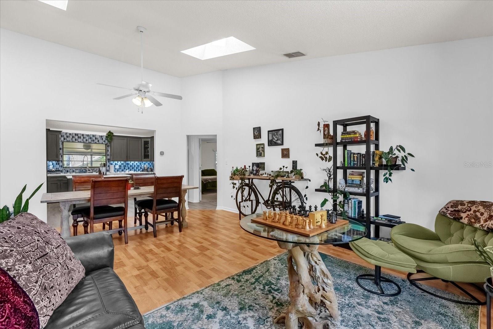10400 HUNTERS TRAIL CT, ORLANDO, FL, 32817