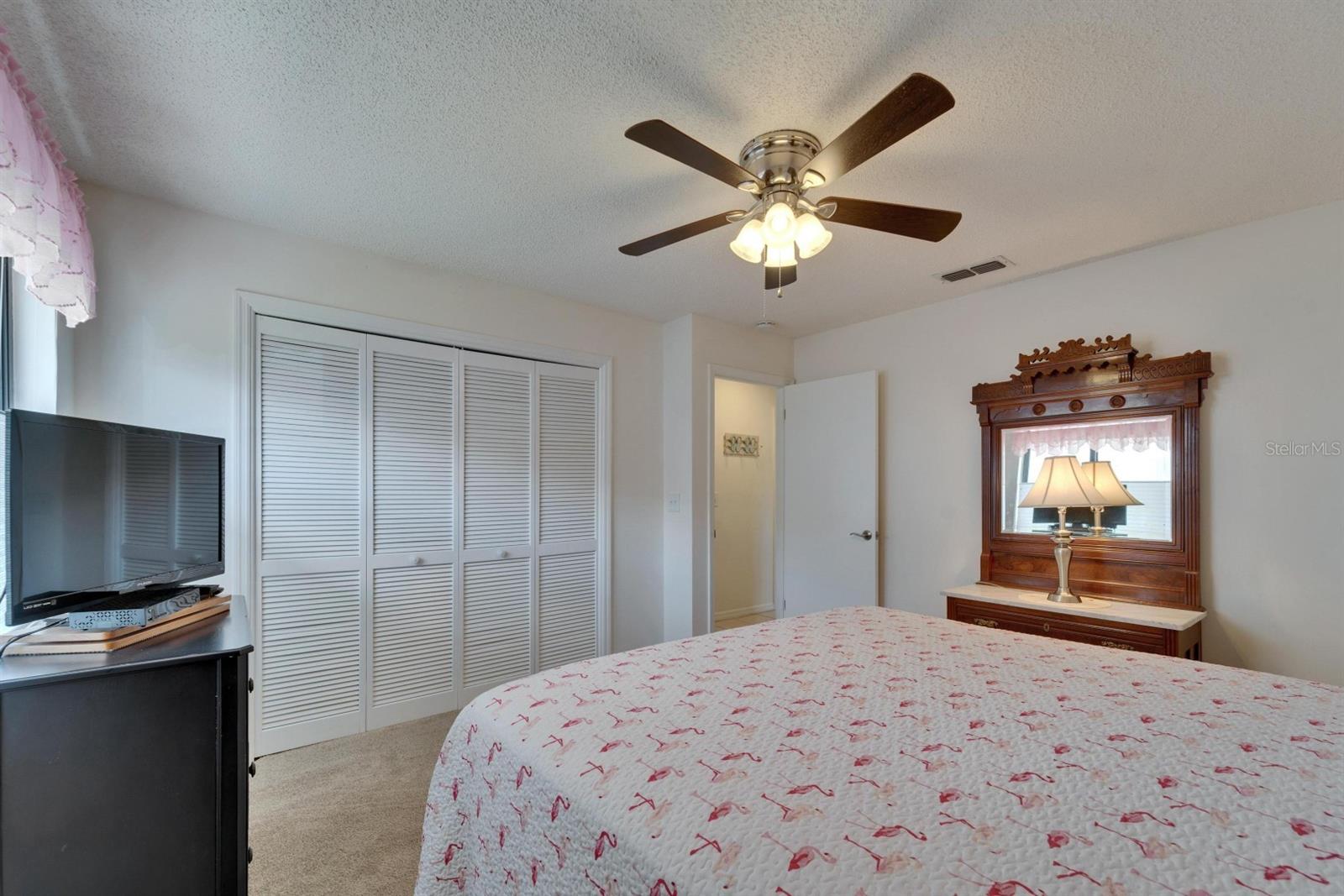 1929 NEW BEDFORD DR, SUN CITY CENTER, FL, 33573