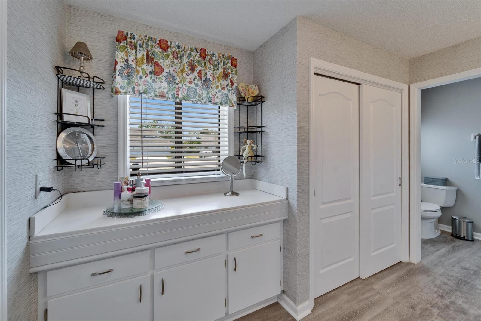 1929 NEW BEDFORD DR, SUN CITY CENTER, FL, 33573