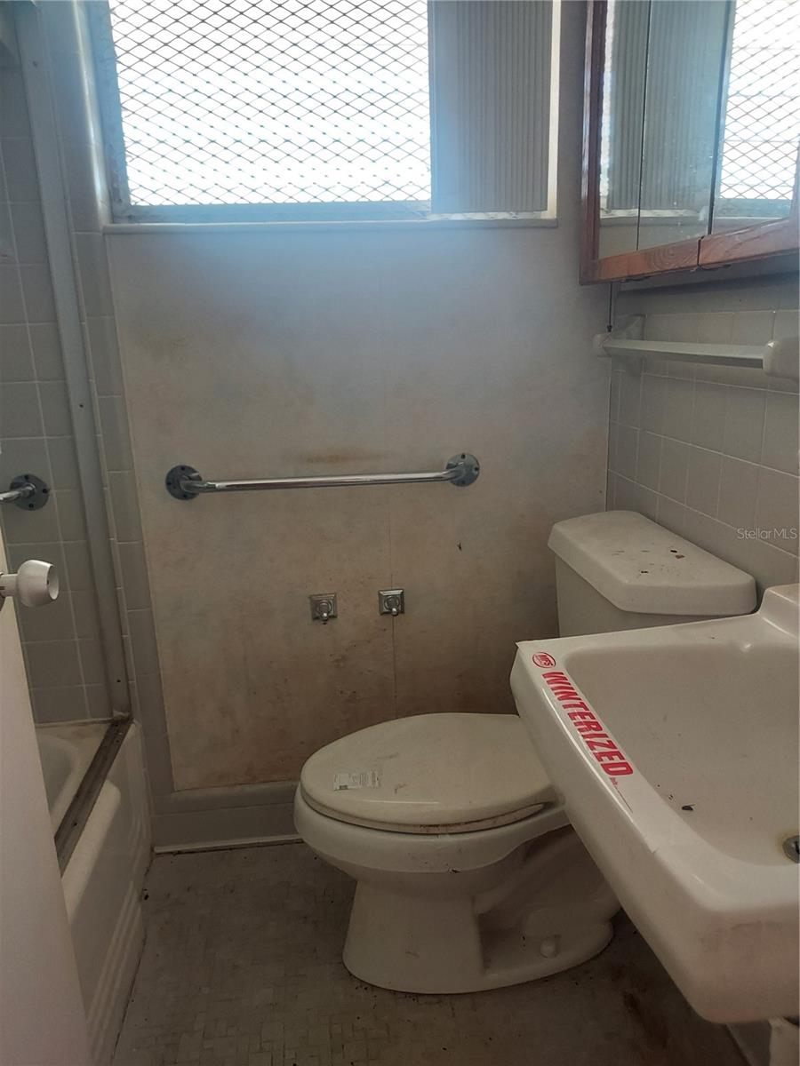 2155 WOOD ST #B4, SARASOTA, FL, 34237