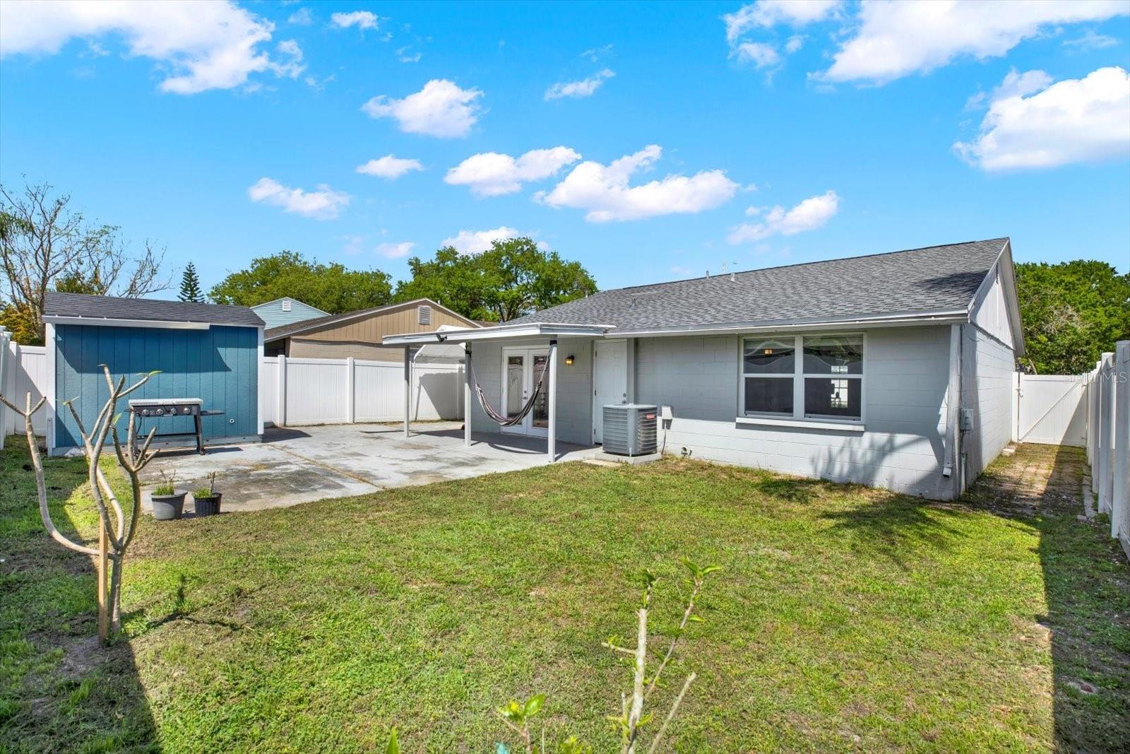 16004 SPLITLOG DR, TAMPA, FL, 33618