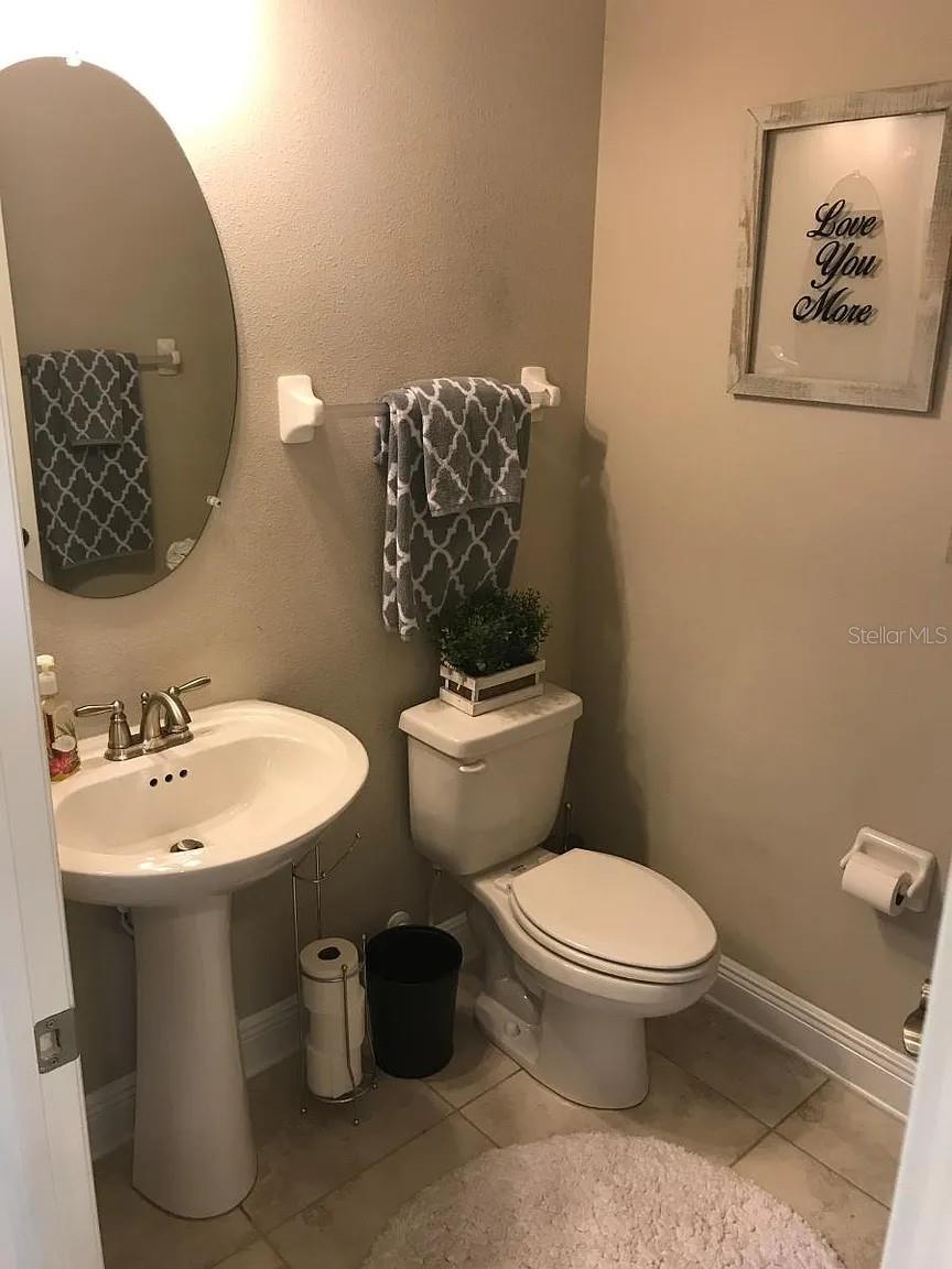 2002 LAKE WATERS PL, LUTZ, FL, 33558