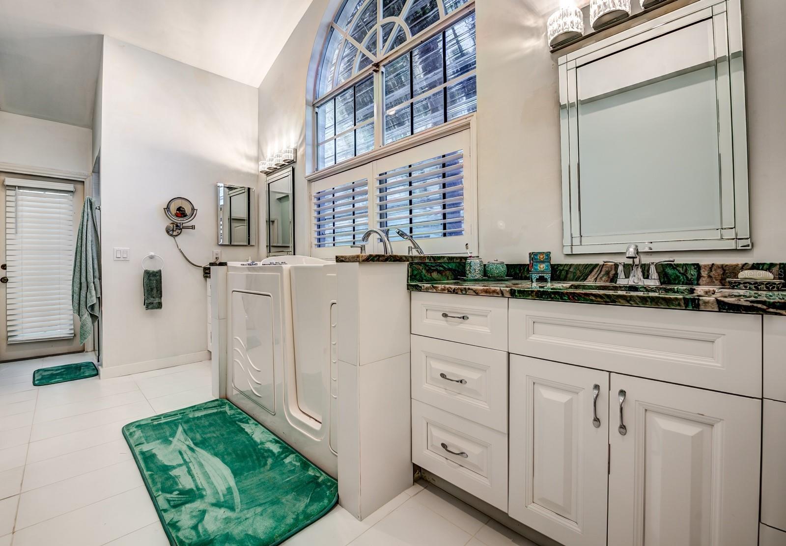 1400 COLONY PL, VENICE, FL, 34292