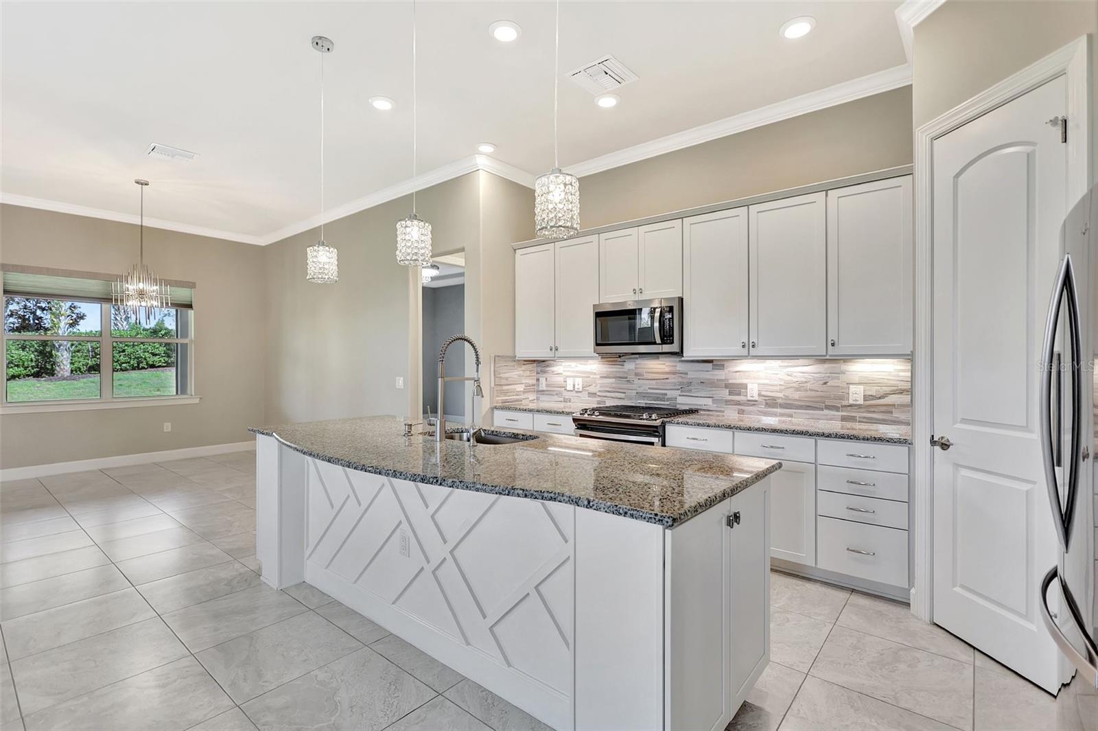 12444 BLUE HILL TRL, BRADENTON, FL, 34211