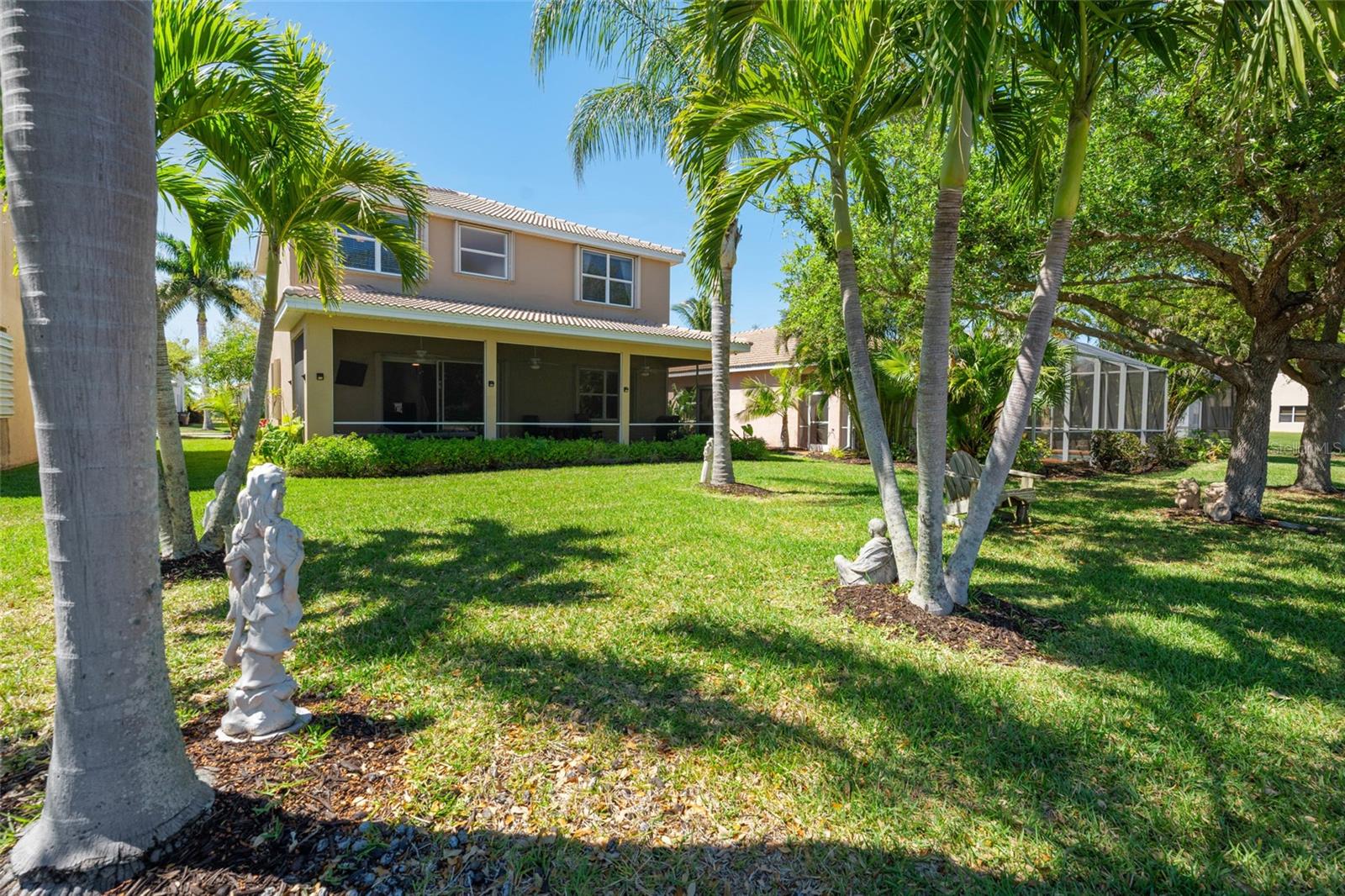2691 SUNSET LAKE DR, CAPE CORAL, FL, 33909