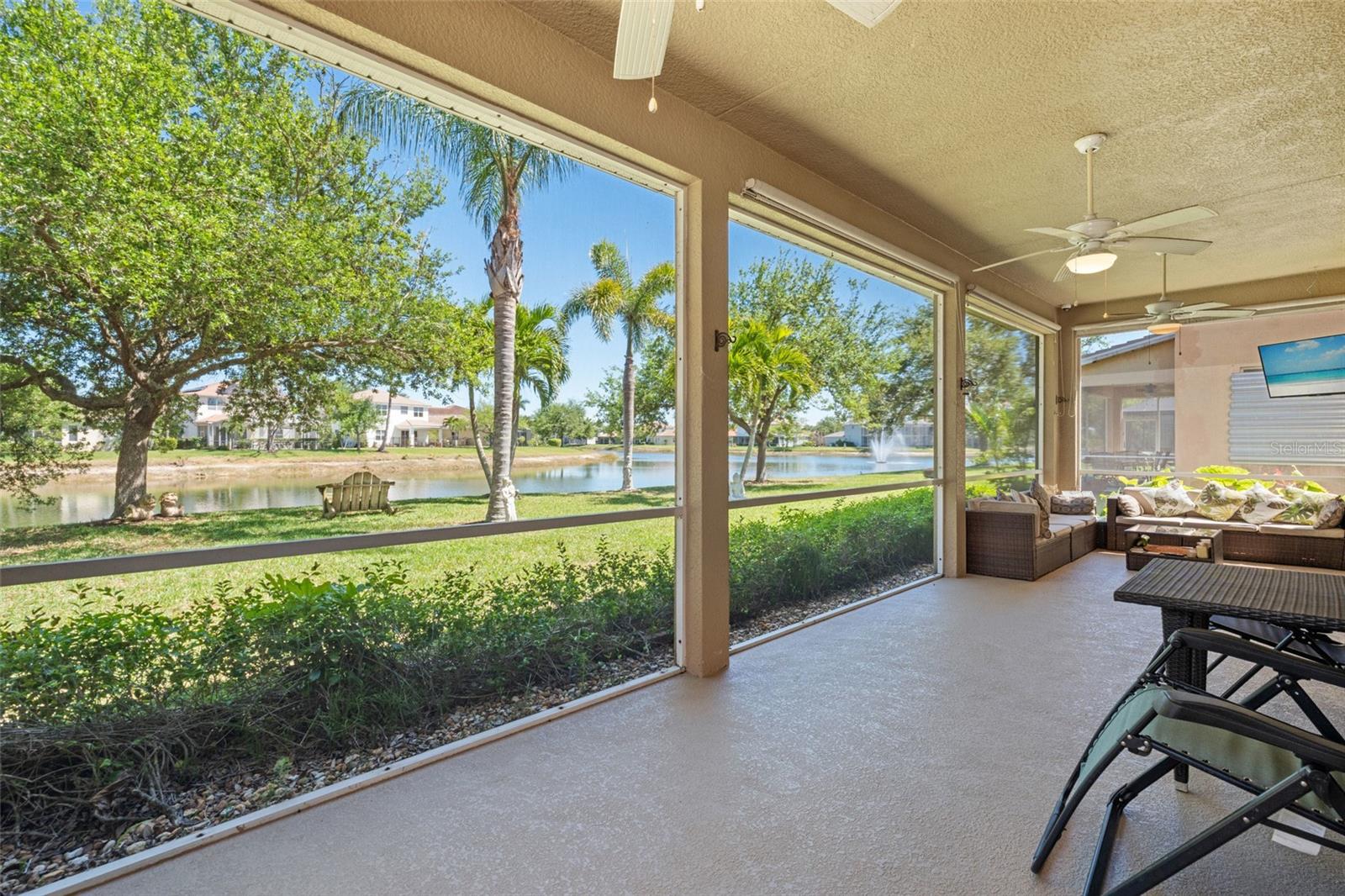 2691 SUNSET LAKE DR, CAPE CORAL, FL, 33909