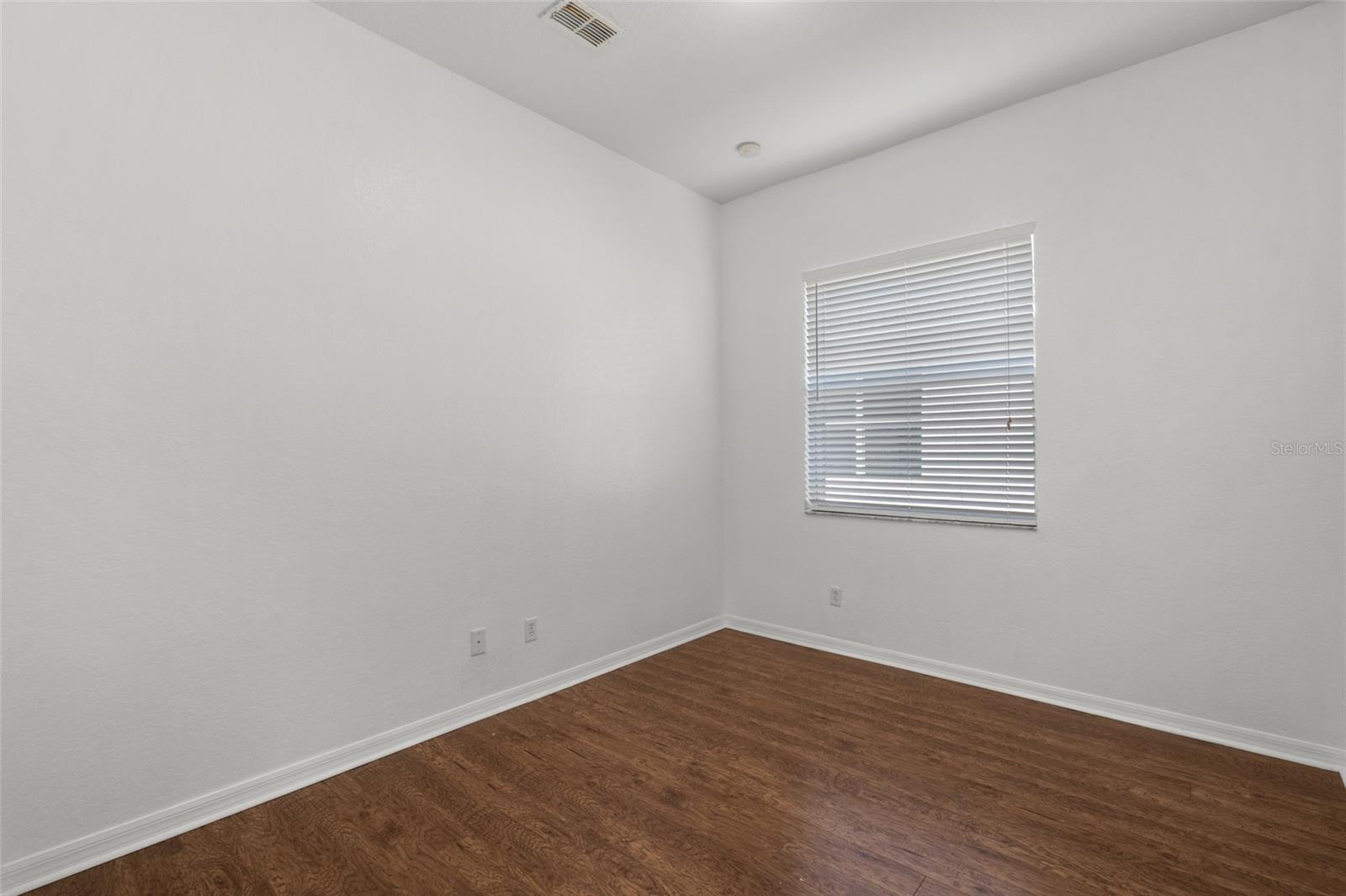 2691 SUNSET LAKE DR, CAPE CORAL, FL, 33909