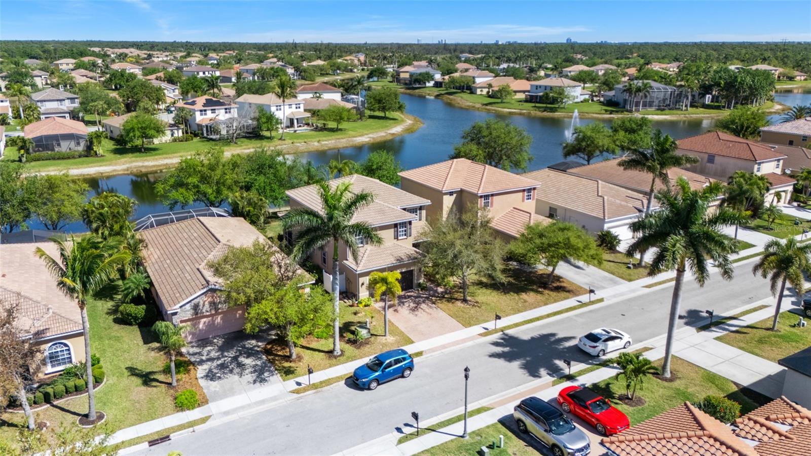 2691 SUNSET LAKE DR, CAPE CORAL, FL, 33909