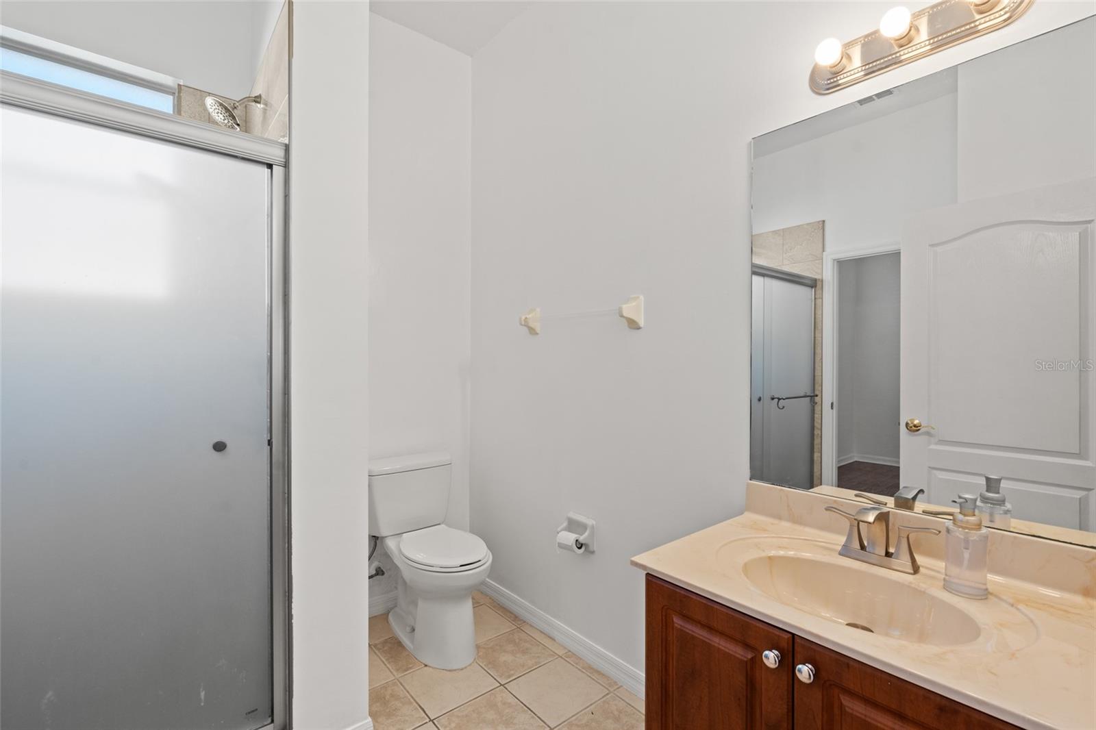 2691 SUNSET LAKE DR, CAPE CORAL, FL, 33909