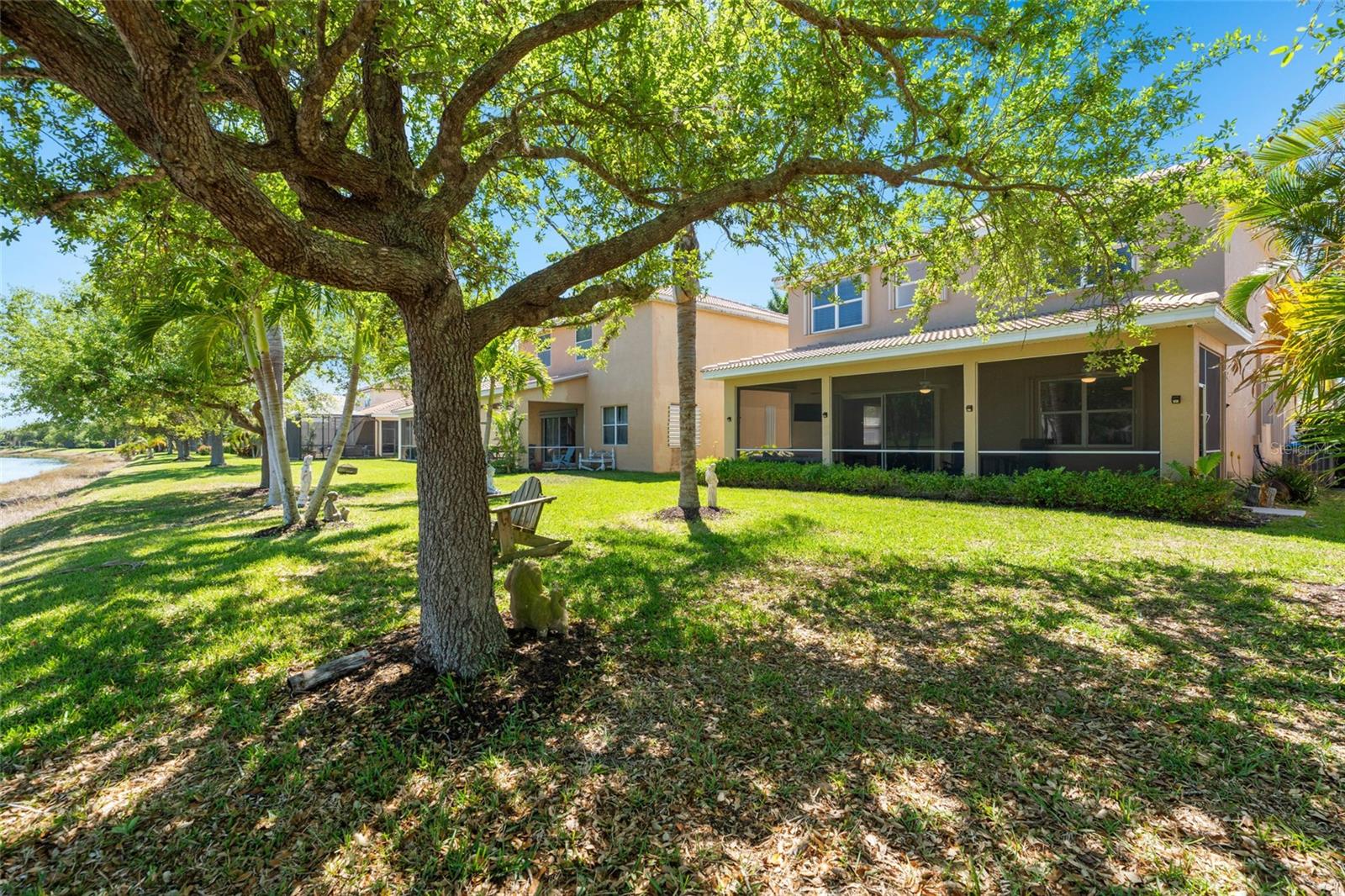 2691 SUNSET LAKE DR, CAPE CORAL, FL, 33909