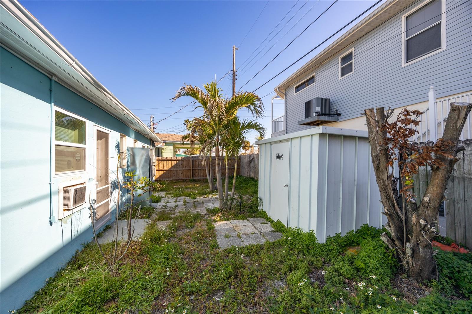 255 146TH AVE E, MADEIRA BEACH, FL, 33708