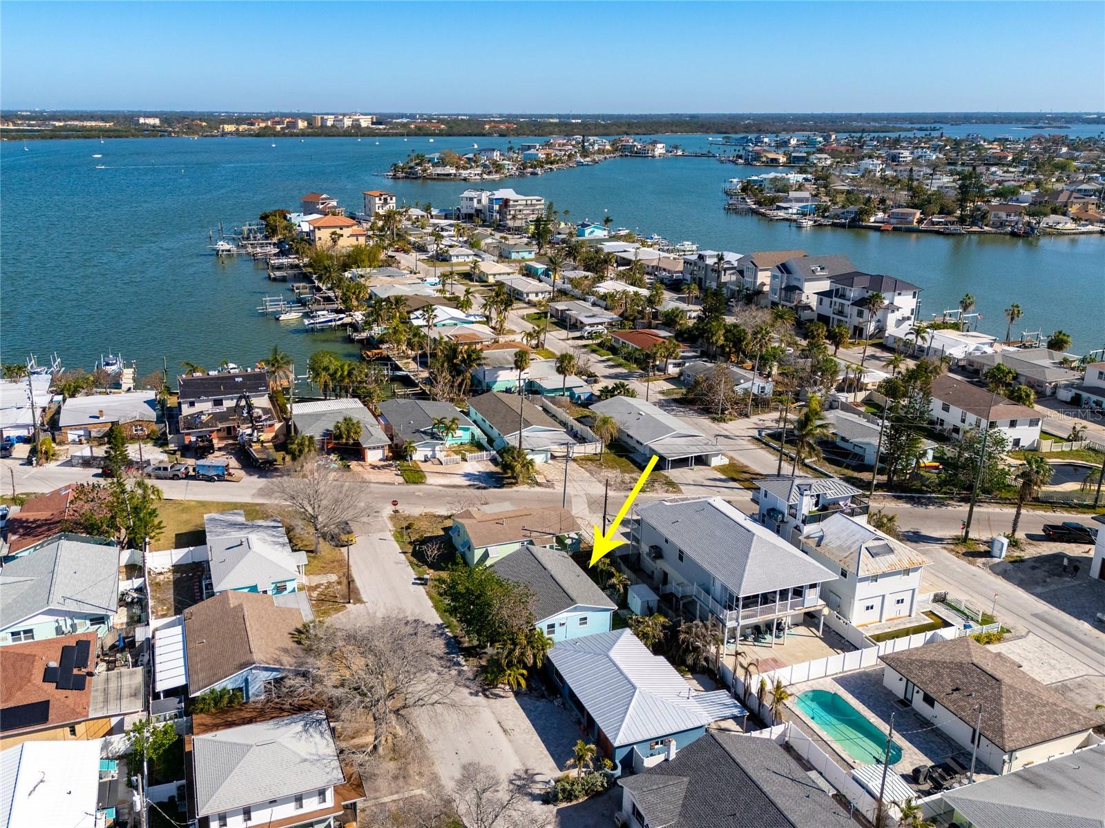 255 146TH AVE E, MADEIRA BEACH, FL, 33708