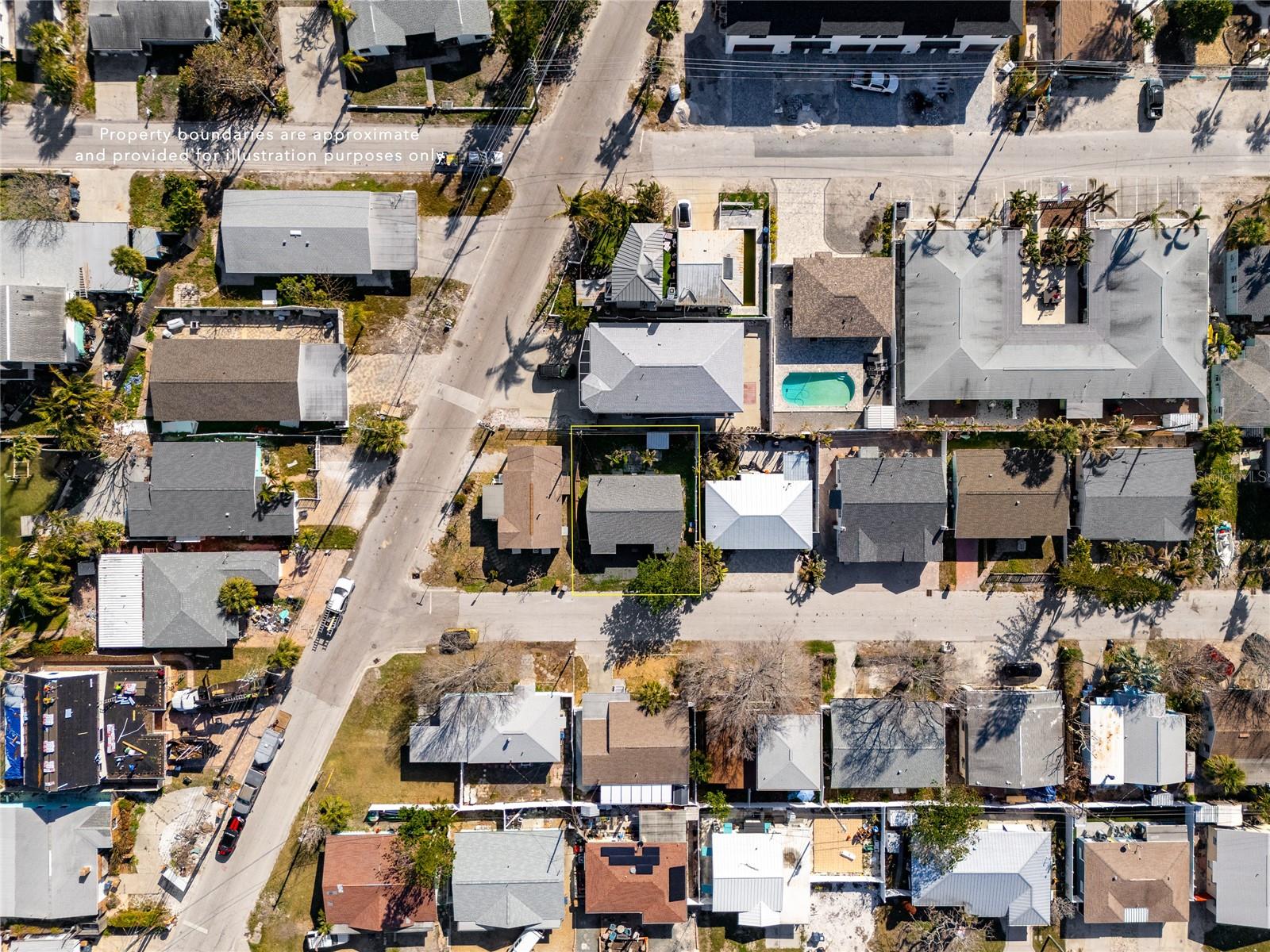 255 146TH AVE E, MADEIRA BEACH, FL, 33708