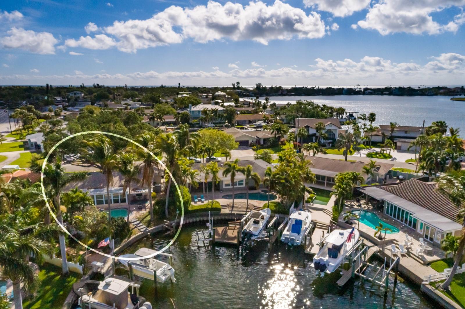 3960 13TH WAY NE, ST PETERSBURG, FL, 33703