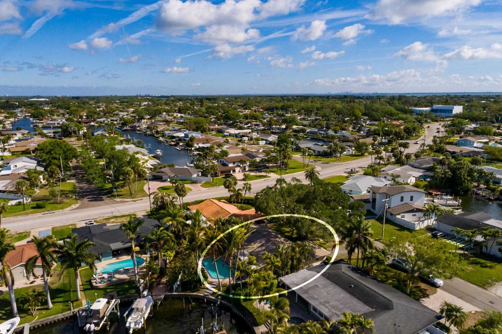 3960 13TH WAY NE, ST PETERSBURG, FL, 33703