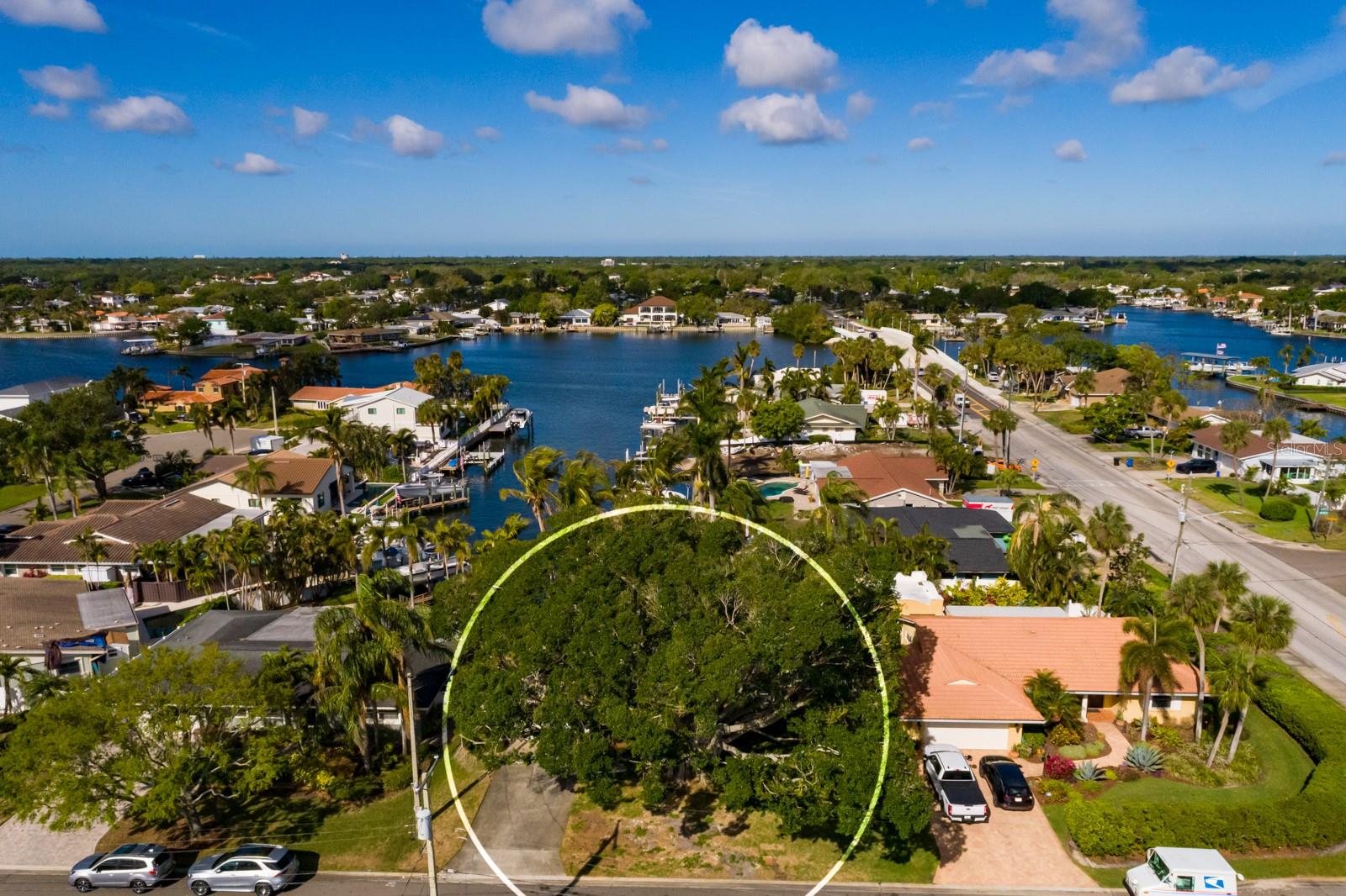 3960 13TH WAY NE, ST PETERSBURG, FL, 33703