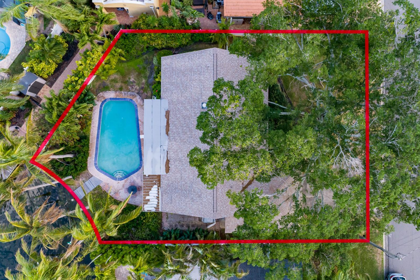 3960 13TH WAY NE, ST PETERSBURG, FL, 33703