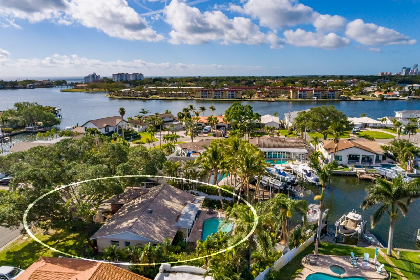 3960 13TH WAY NE, ST PETERSBURG, FL, 33703