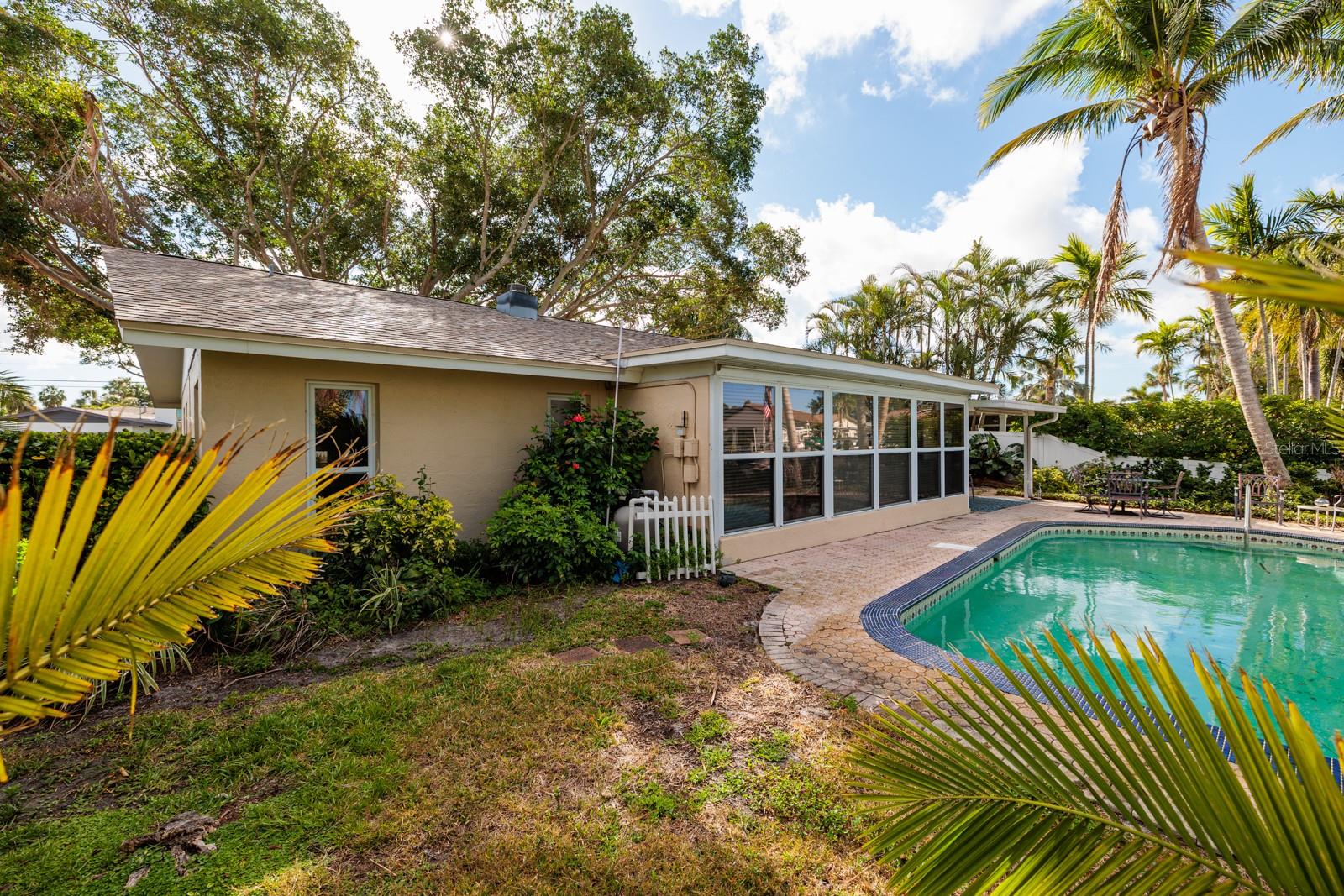 3960 13TH WAY NE, ST PETERSBURG, FL, 33703
