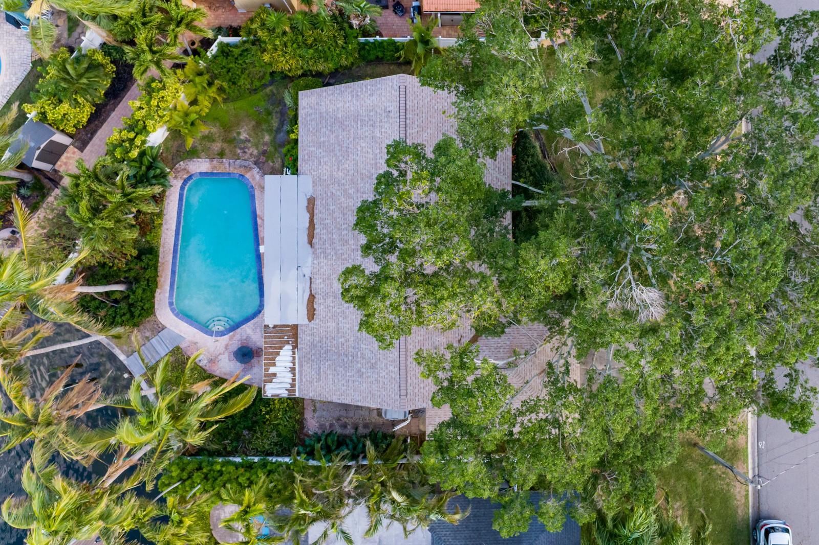 3960 13TH WAY NE, ST PETERSBURG, FL, 33703