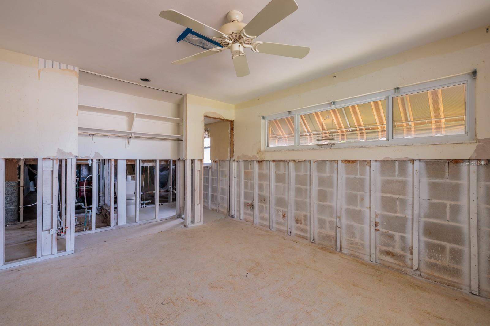 3960 13TH WAY NE, ST PETERSBURG, FL, 33703