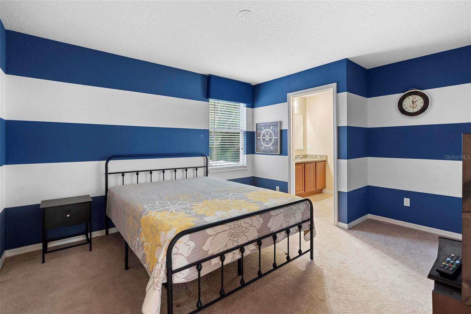 1304 INDEPENDENCE LN, MOUNT DORA, FL, 32757