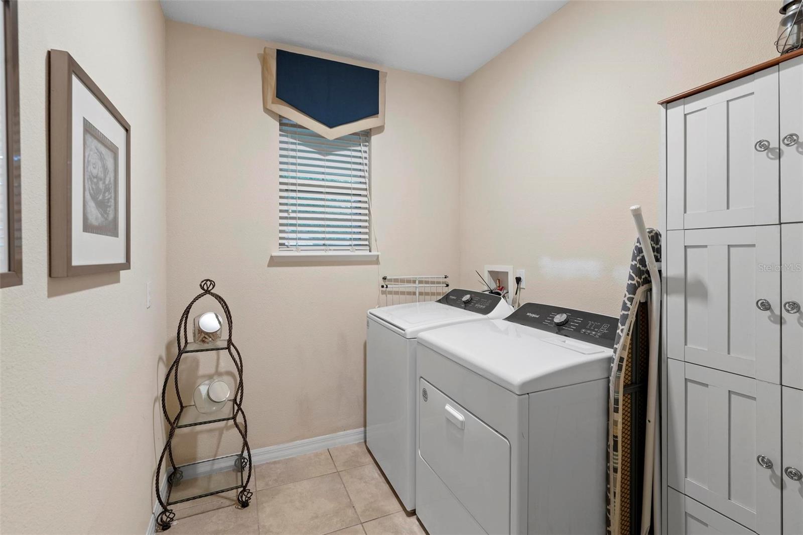 1304 INDEPENDENCE LN, MOUNT DORA, FL, 32757
