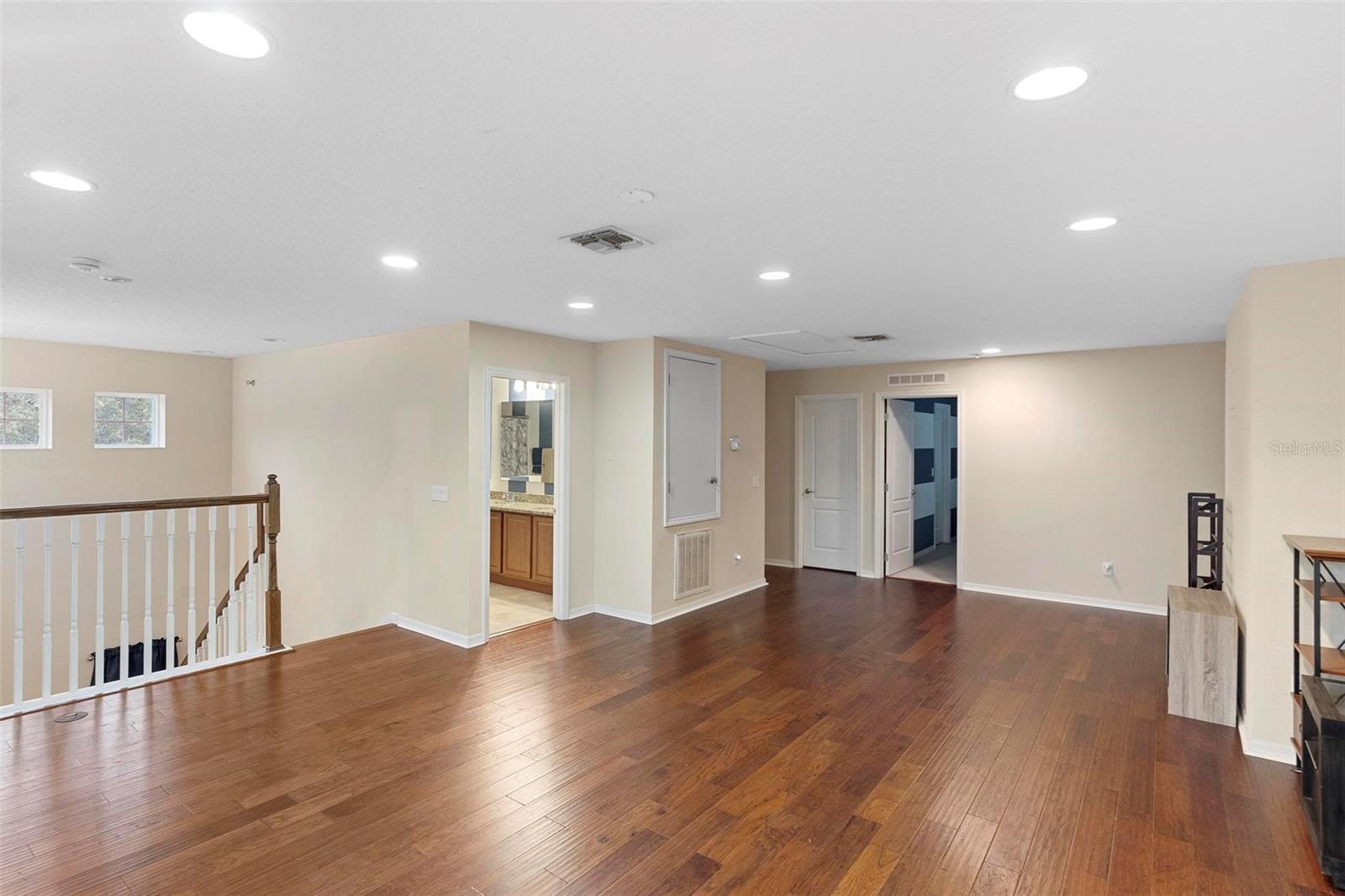 1304 INDEPENDENCE LN, MOUNT DORA, FL, 32757