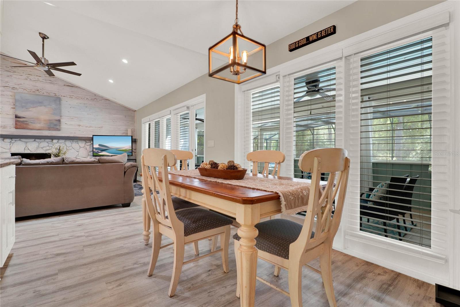 464 WHISPERING OAK LN, APOPKA, FL, 32712