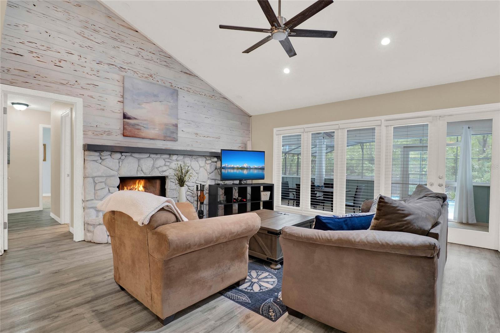 464 WHISPERING OAK LN, APOPKA, FL, 32712