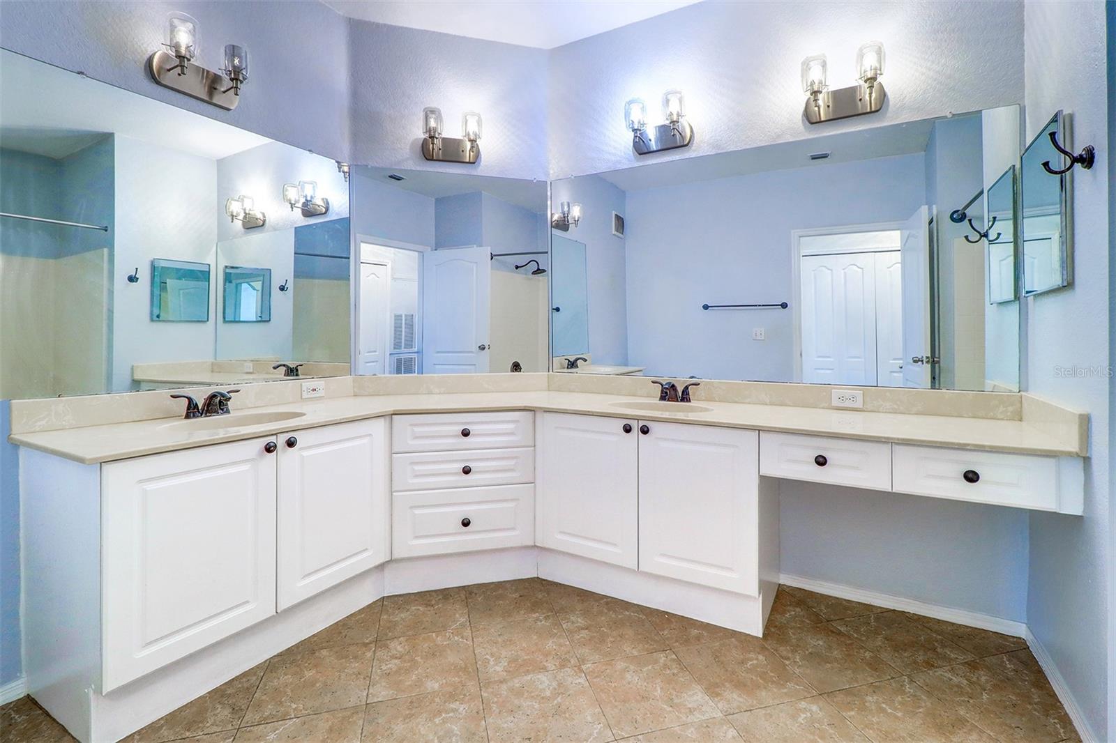 2722 VIA TIVOLI #422B, CLEARWATER, FL, 33764