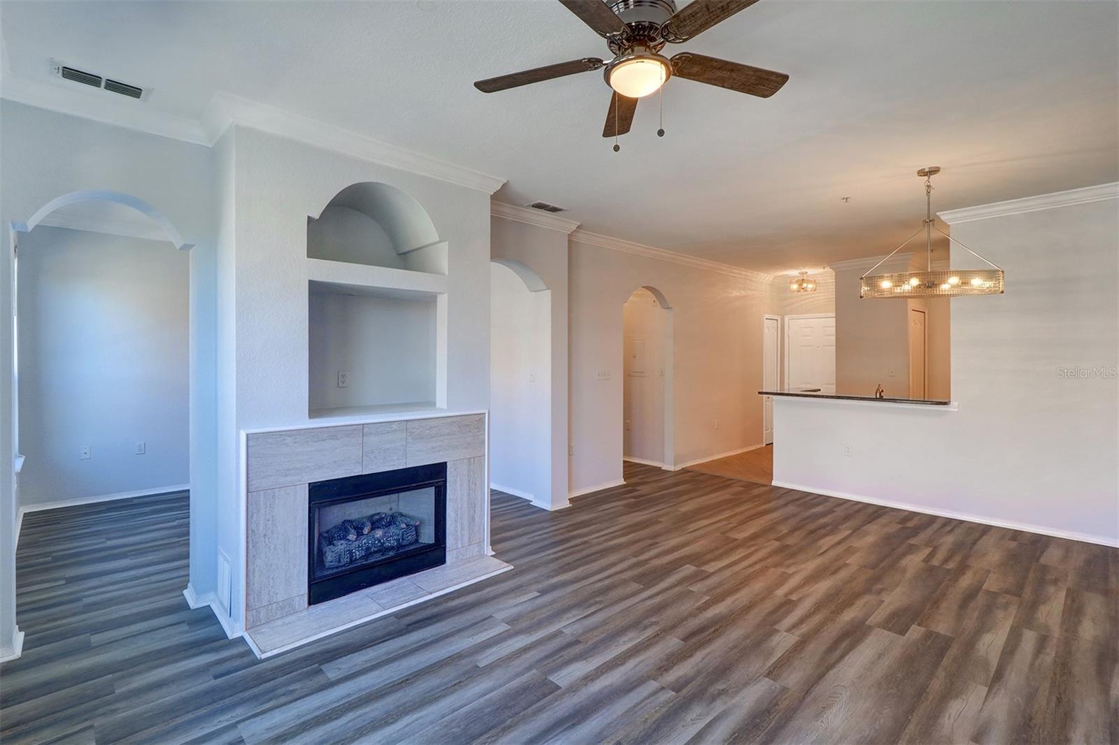 2722 VIA TIVOLI #422B, CLEARWATER, FL, 33764