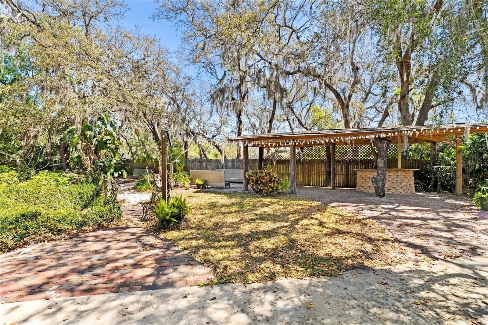 2457 GARBELIA AVE, ORLANDO, FL, 32817