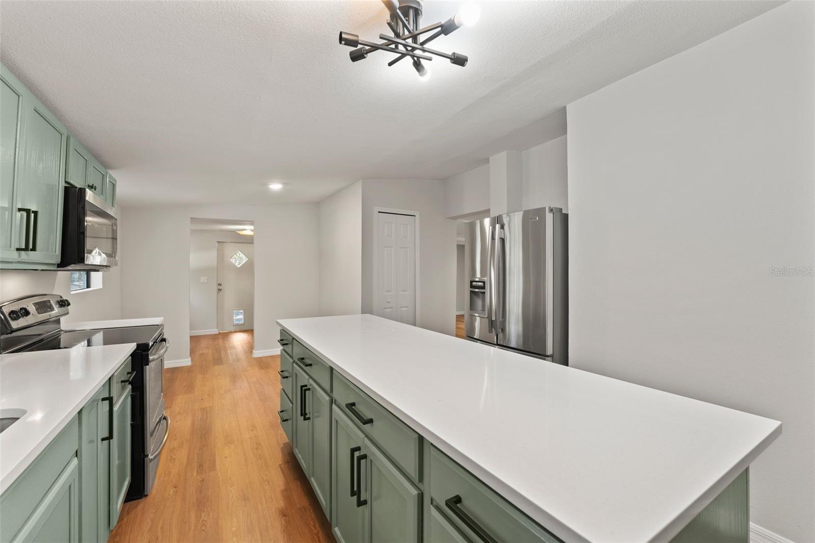 2457 GARBELIA AVE, ORLANDO, FL, 32817