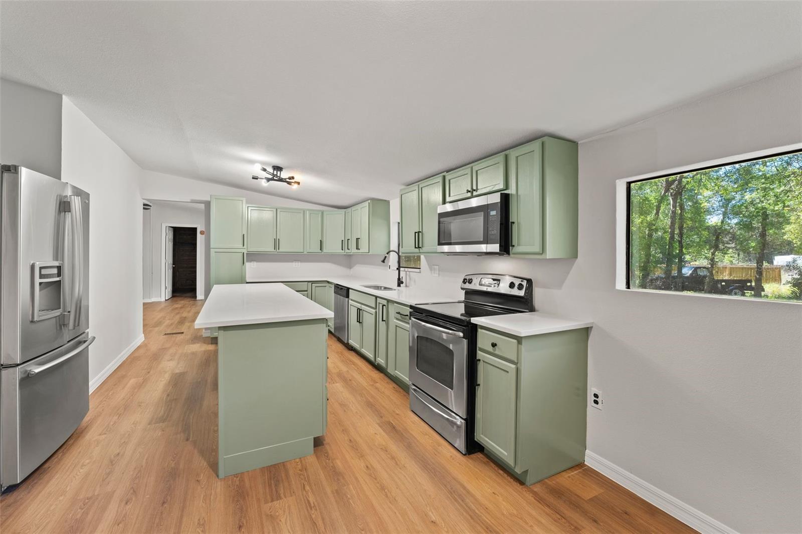 2457 GARBELIA AVE, ORLANDO, FL, 32817