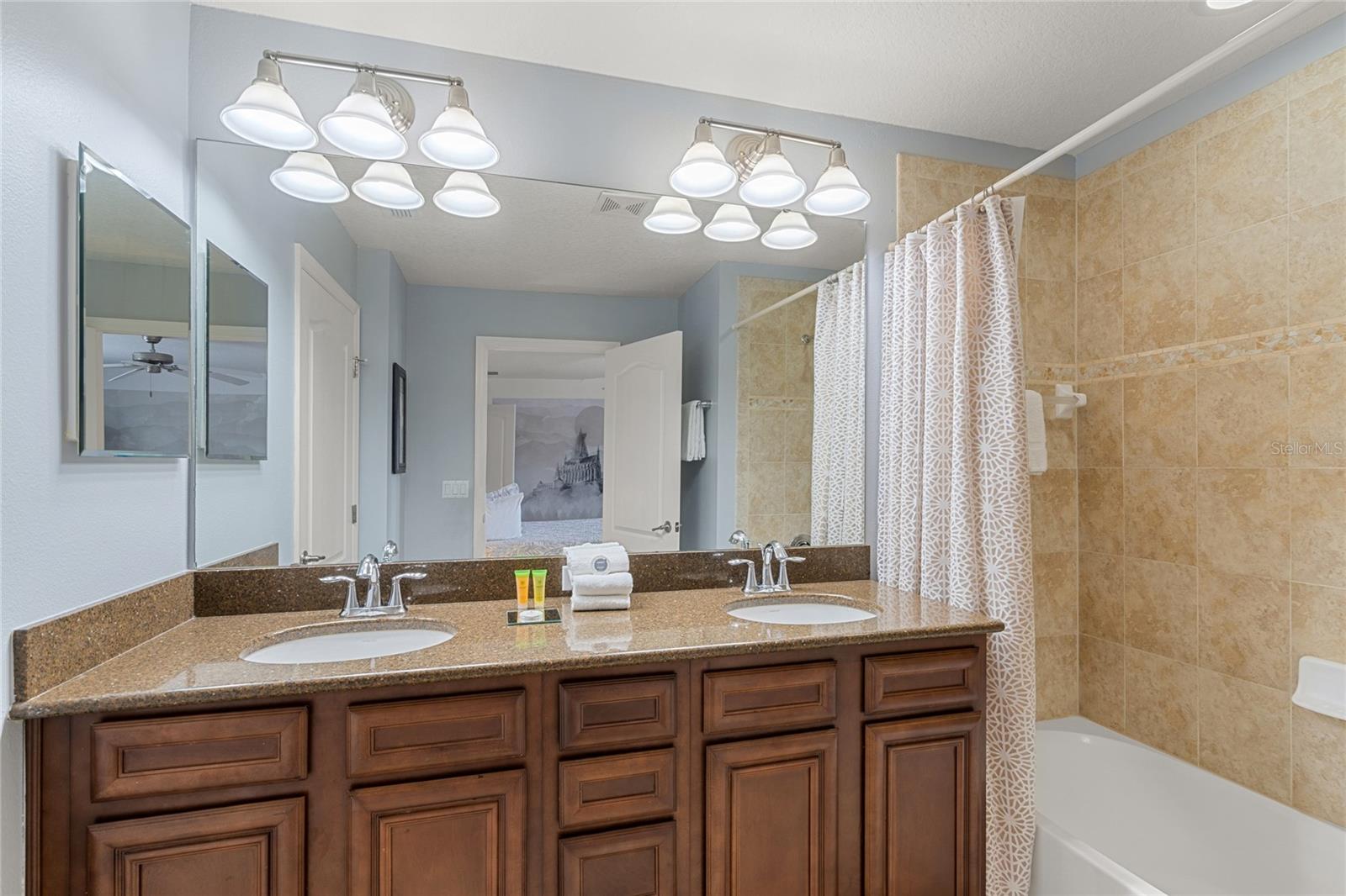 8963 MAJESTY PALM RD, KISSIMMEE, FL, 34747