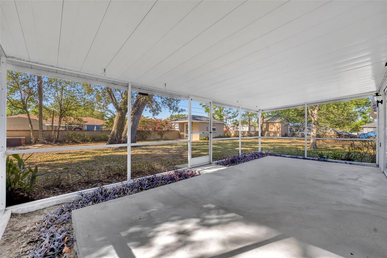 294 W CHARLOTTE AVE, EUSTIS, FL, 32726