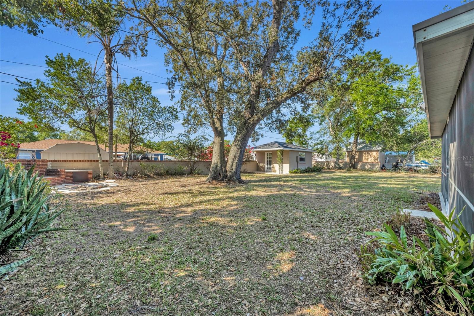 294 W CHARLOTTE AVE, EUSTIS, FL, 32726