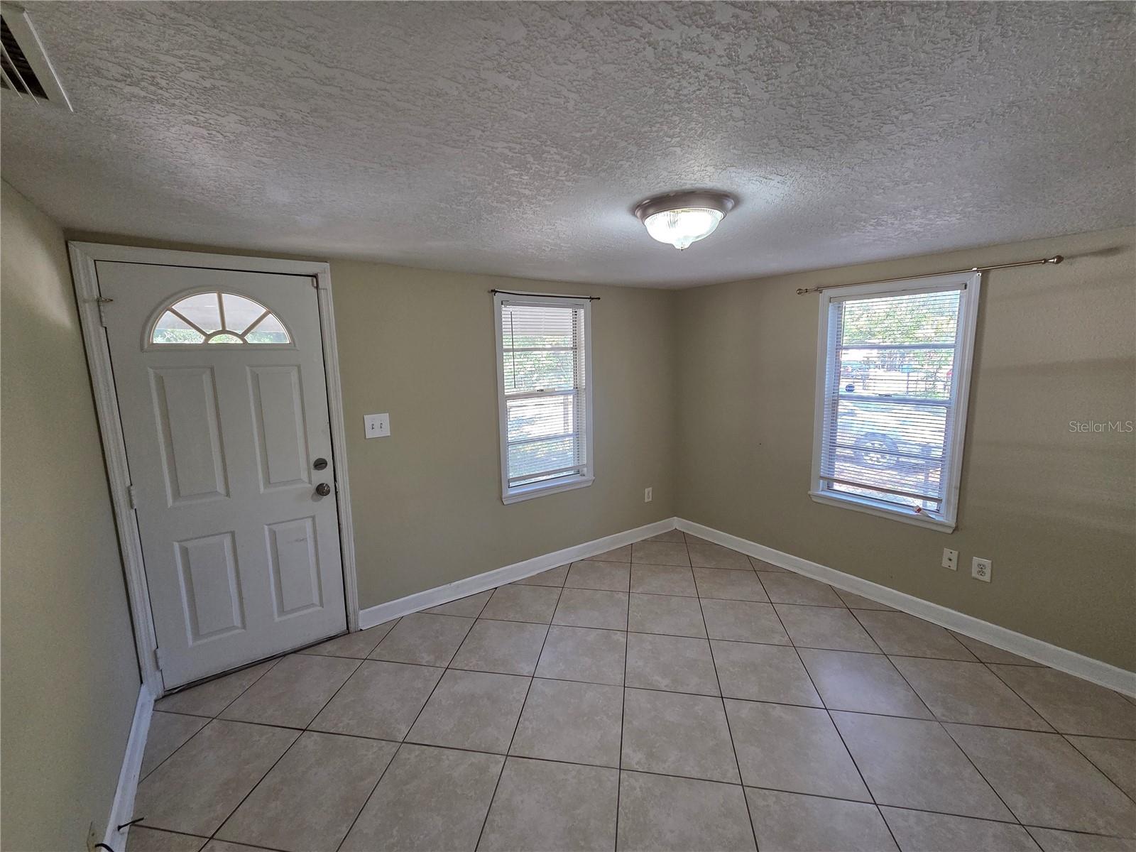 10005 N 10TH ST, TAMPA, FL, 33612