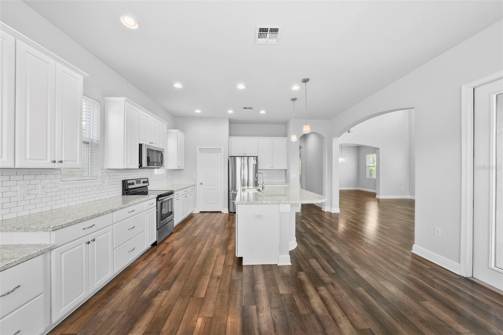 11503 QUIET FOREST DR, TAMPA, FL, 33635