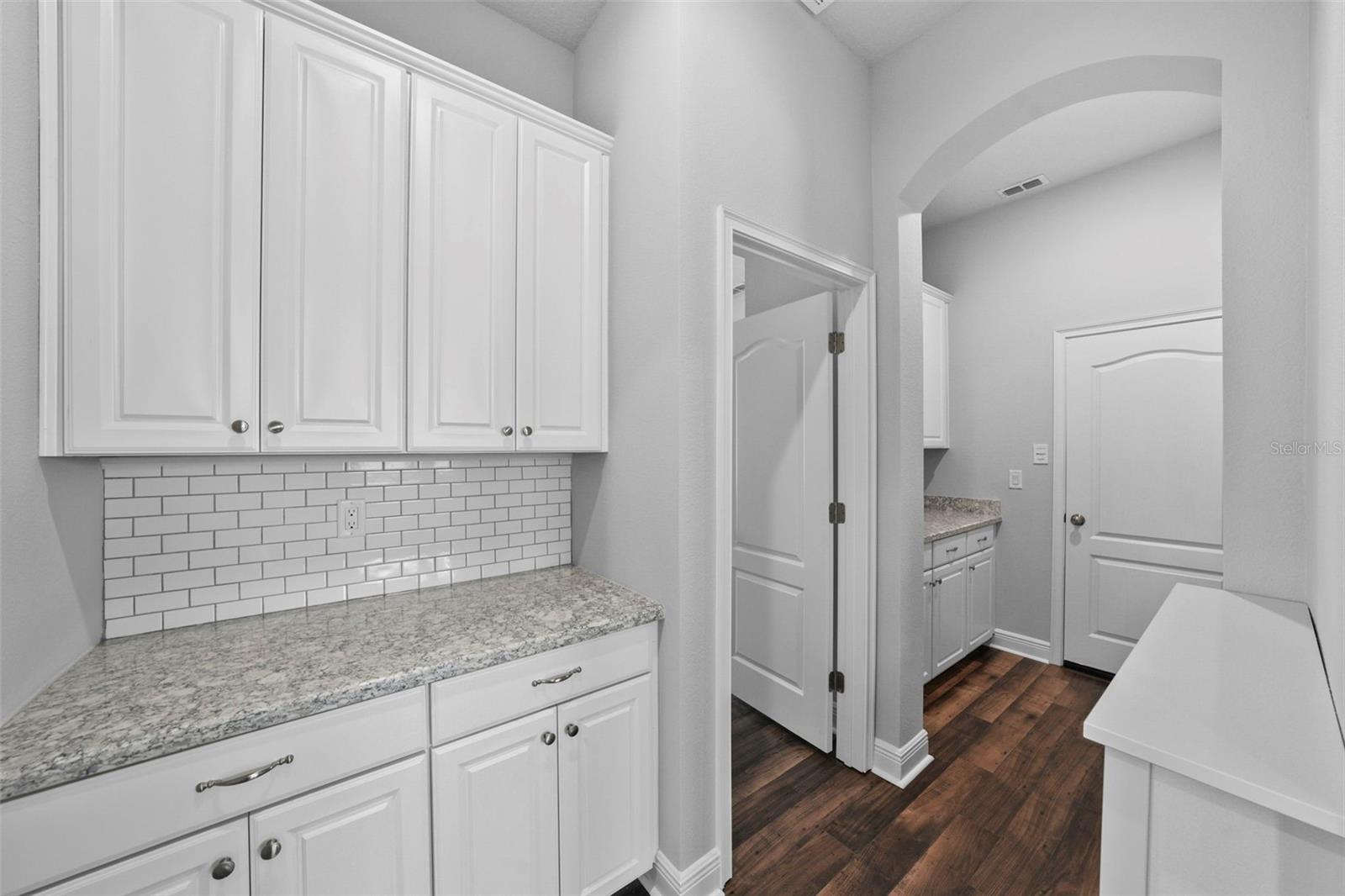 11503 QUIET FOREST DR, TAMPA, FL, 33635