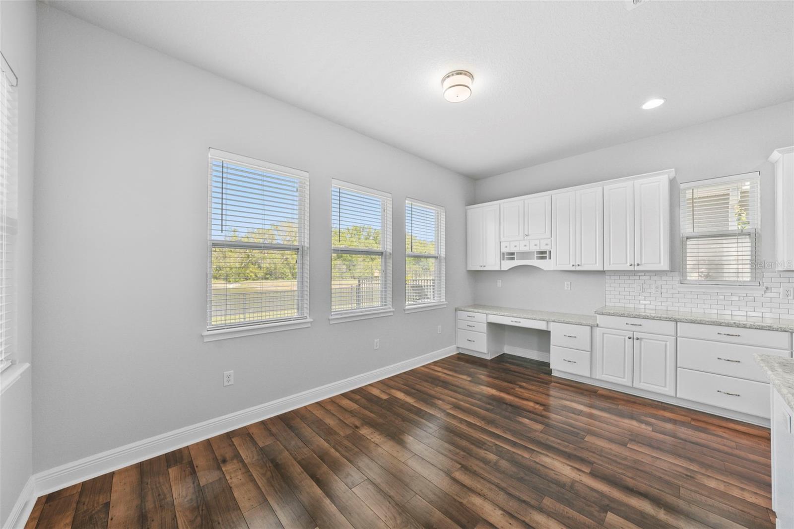 11503 QUIET FOREST DR, TAMPA, FL, 33635