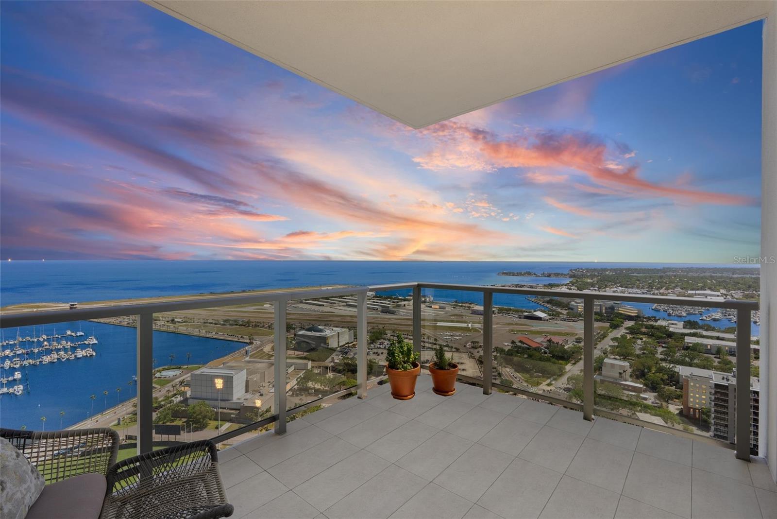 301 1ST ST S #3207, ST PETERSBURG, FL, 33701