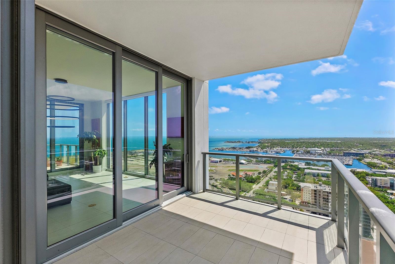 301 1ST ST S #3207, ST PETERSBURG, FL, 33701
