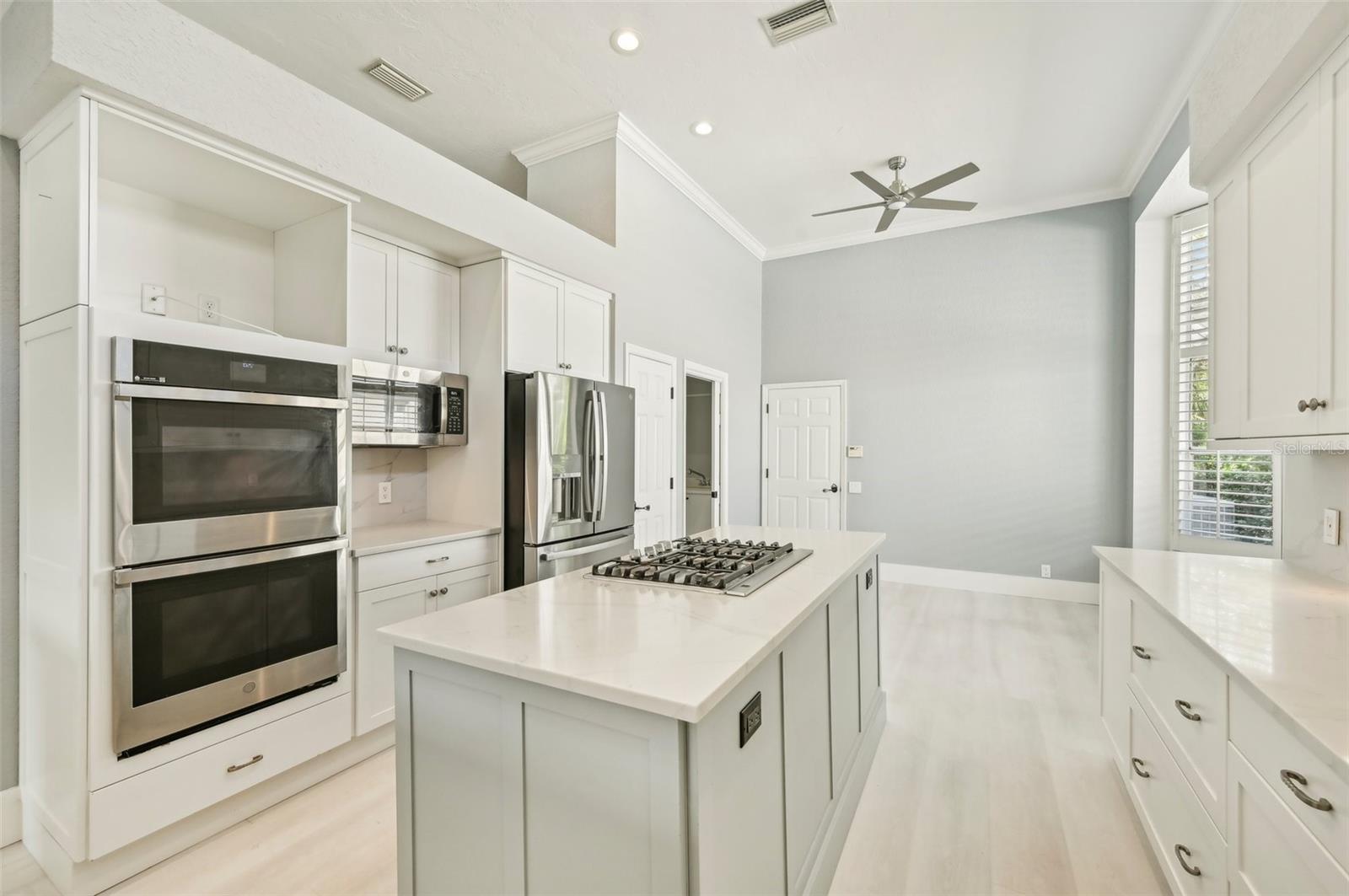 7217 CHURSTON LN, UNIVERSITY PARK, FL, 34201