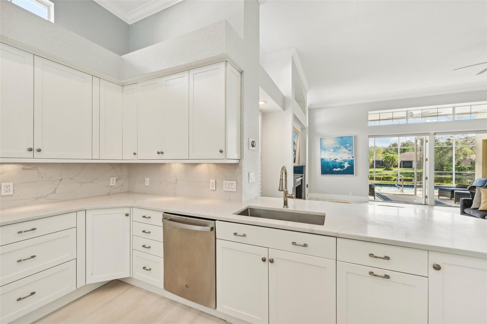 7217 CHURSTON LN, UNIVERSITY PARK, FL, 34201