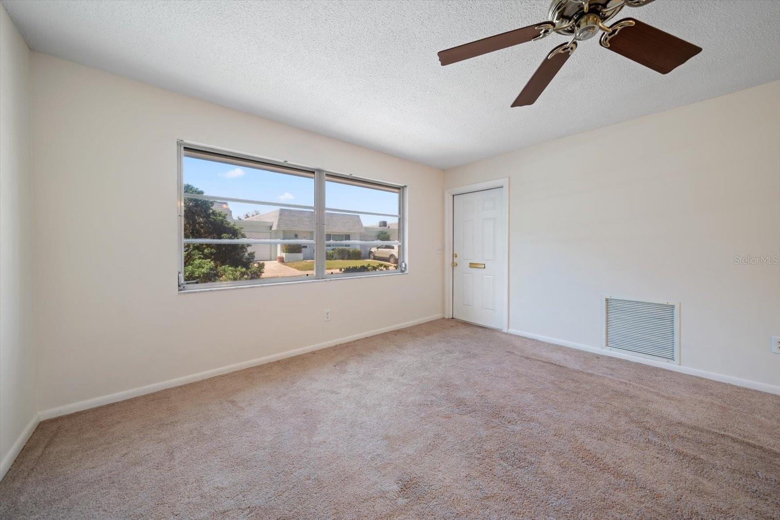 8445 CALAIS N, PINELLAS PARK, FL, 33781