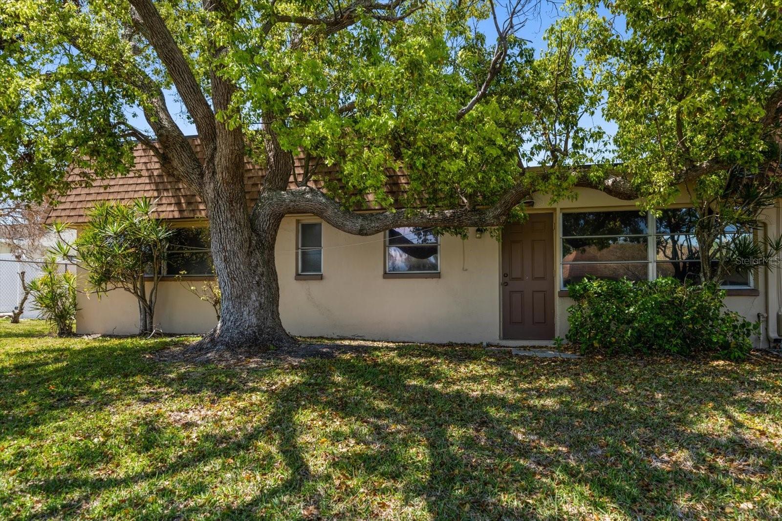 8445 CALAIS N, PINELLAS PARK, FL, 33781